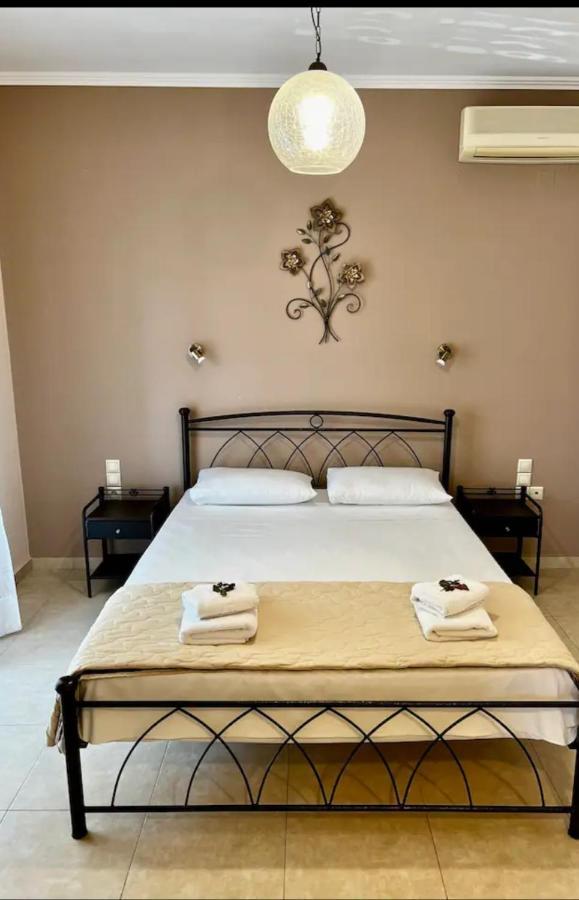 Valedina Rooms นิเกียนา ภายนอก รูปภาพ