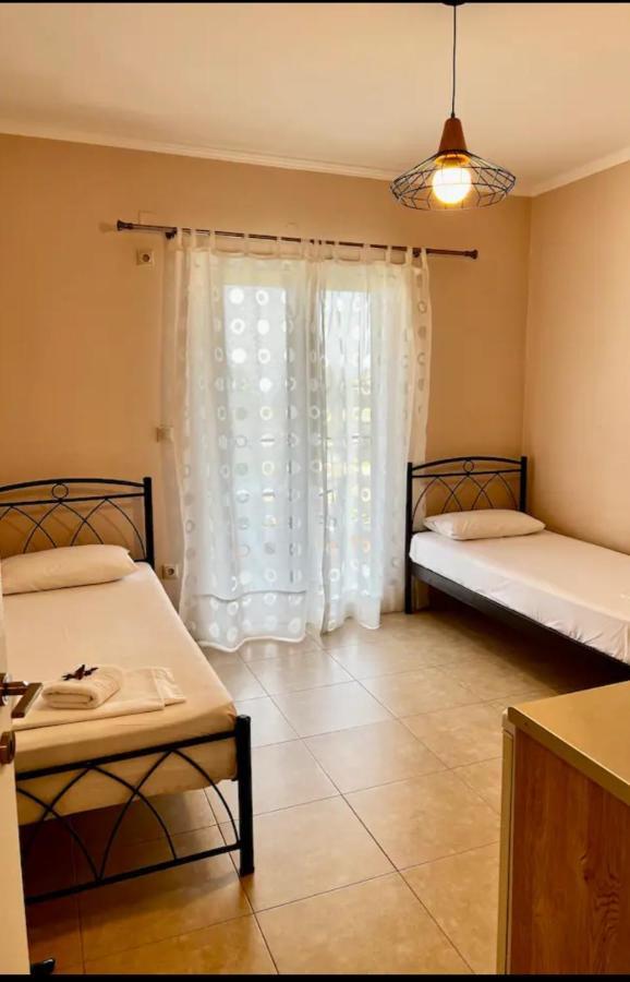 Valedina Rooms นิเกียนา ภายนอก รูปภาพ