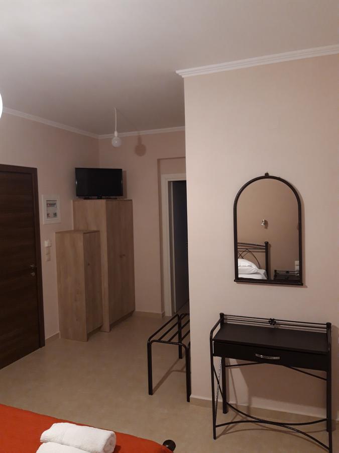 Valedina Rooms นิเกียนา ภายนอก รูปภาพ